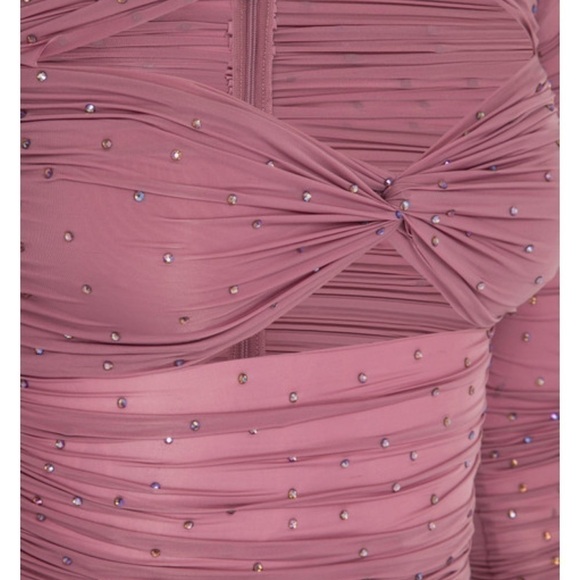 Alex Perry Tinley Ruched Off Shoulder Mini Dress - Picture 8 of 9